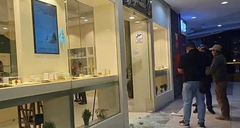OVIEDO ADVIERTE SOBRE EL CRIMEN ORGANIZADO Y PROMETE AVANCES EN EL CASO DE LA JOYERÍA